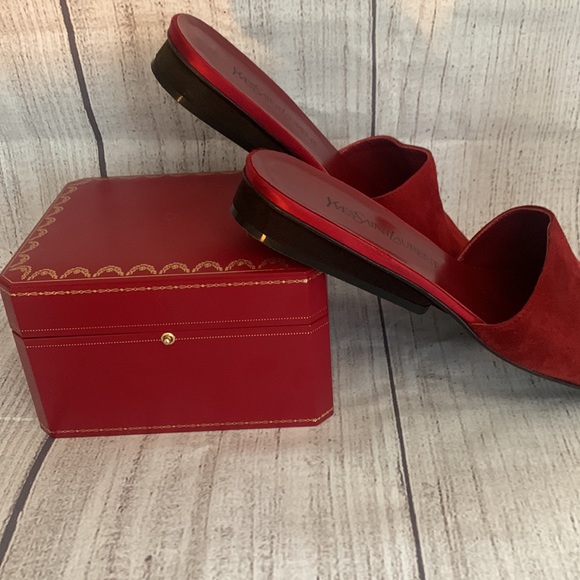 ‼️Flash SALE‼️Yves Saint Laurent Suede flats - Picture 4 of 5